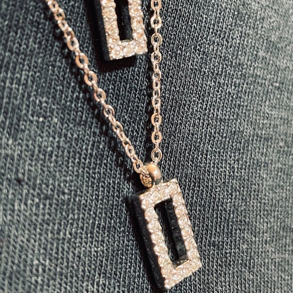Duel rectangle crystal necklace. - Picture 3 of 5